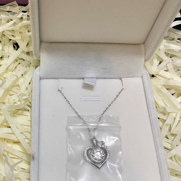 Over 1 Ctw Bezel Set Moissanite Sterling Silver Heart Pendant Necklace + GRA NIB - Picture 11 of 11